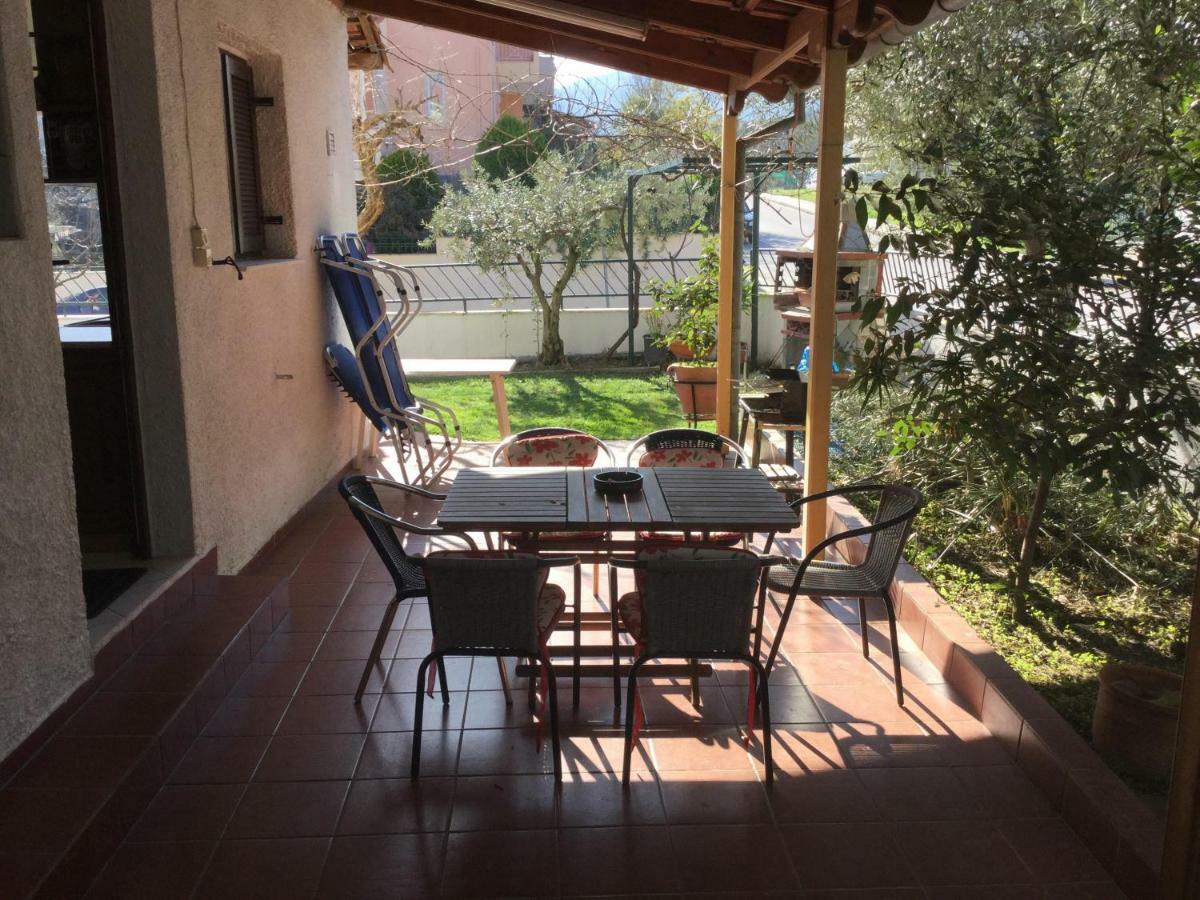 Beautiful Home By The Sea PalaiónTsiflíkion Exterior foto